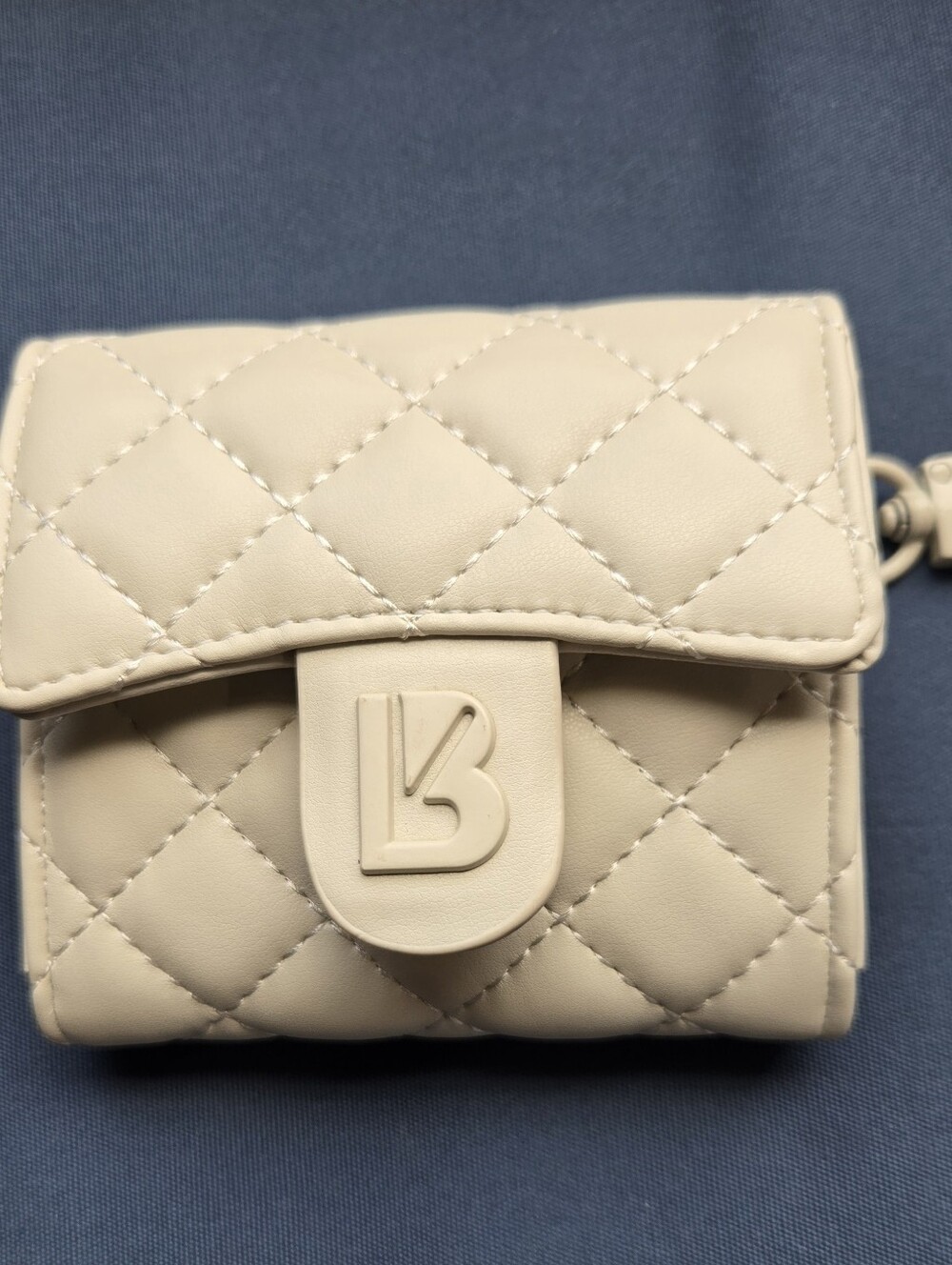 Buffbunny Collection Quilted Wallet in Cream